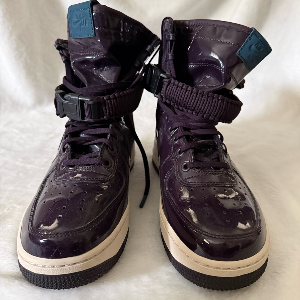 Nike SF Air Force 1 High Patent Leather Boots in Deep Plum